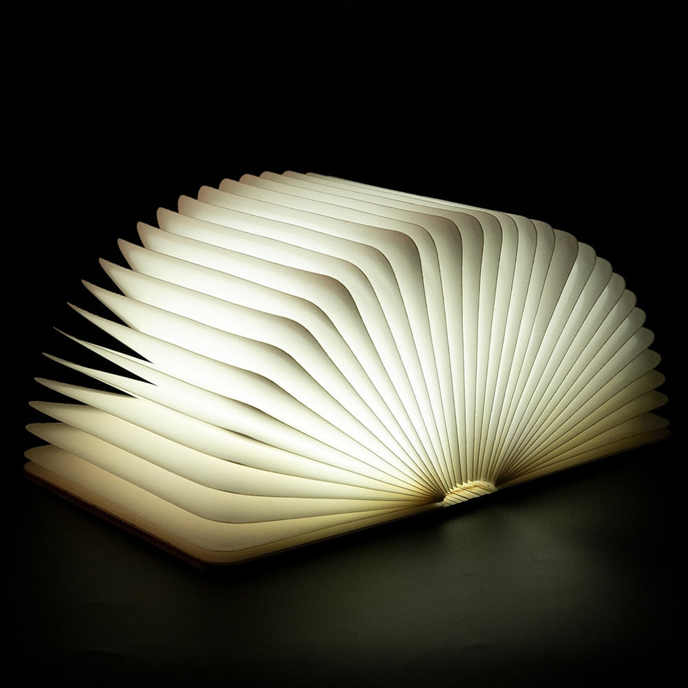 Lanksti knygos formos LED lempa – geras apšvietimas ir akį traukiantis stilius
